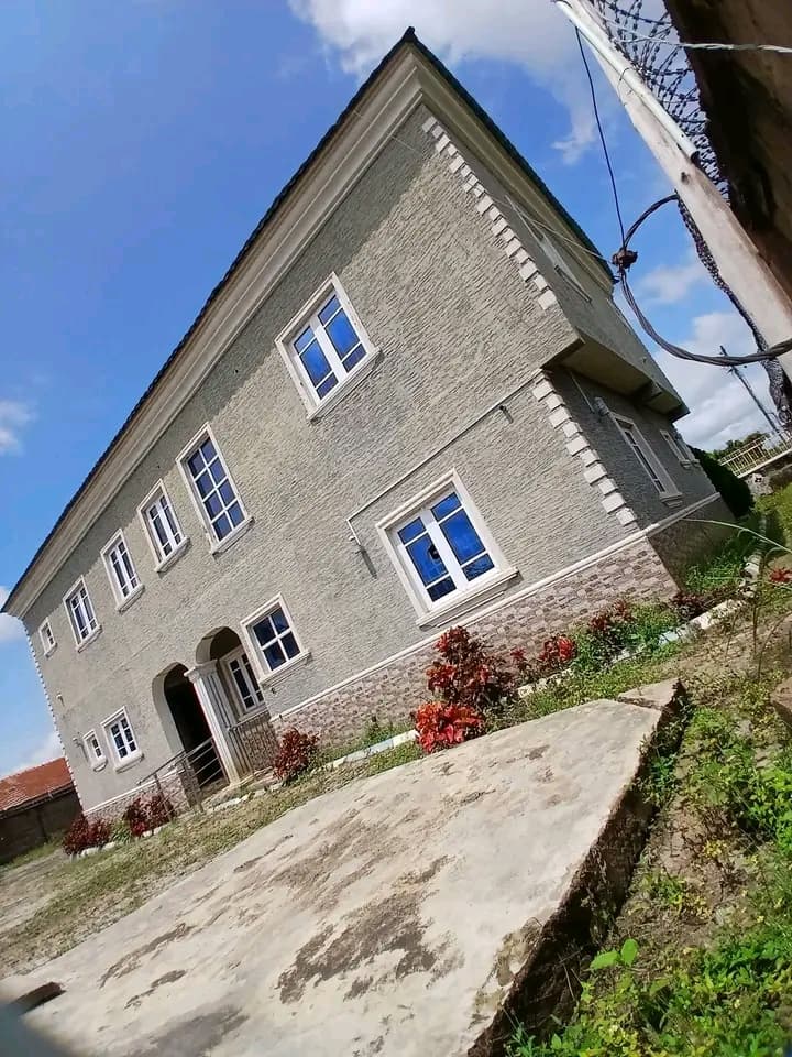 Standard 5-Bedroom Duplex- Ogidi/Okolowo, Ilorin, photo 2